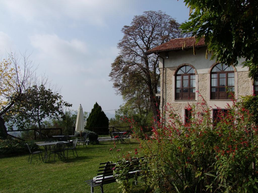 Casa Branzele Bed and Breakfast Trezzo Tinella Exteriör bild